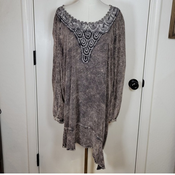 Soft Surroundings Boho Acid Wash Dress Size Large Rayon Asymmetrical Hem - Picture 1 of 10